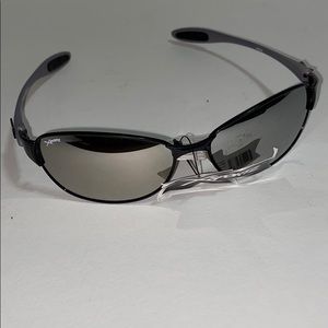 New tinted men’s sports sunglasses